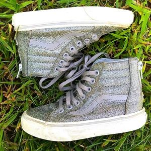 VANS high top sneaker, size 12 (girls) !!